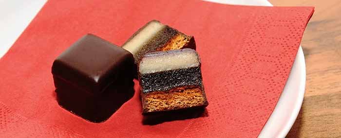 Dominosteine Domino-Cubes With Marzipan