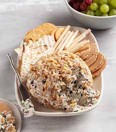 Cheese Ball With Crackers