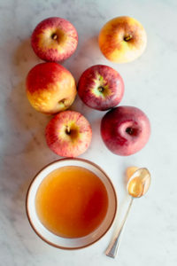Apples & Honey, A Traditional Food For Rosh Hashanah, the Jewish New Year