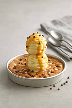 BJ's Salted Caramel Pizookie