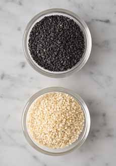 Black & White Sesame Seeds In Glass Ramekins