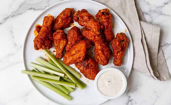 Buffalo Wings With Blue Cheese Dressing