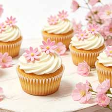 Cupcakes With Sugar Flower Decorations