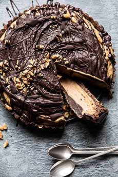 Chocolate Peanut Butter Ice Cream Pie