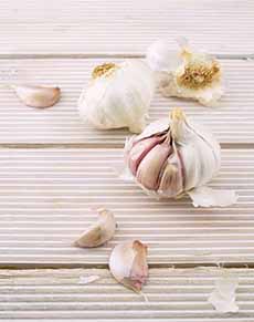 Garlic Bulbs & Cloves