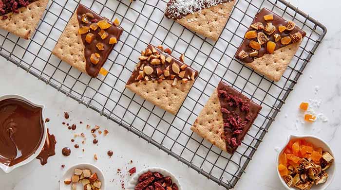 Garnished Graham Crackers