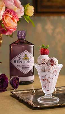 Strawberry Sundae With Gin