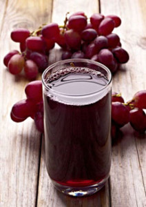 grape-juice-red-grapes-plumeDC-230