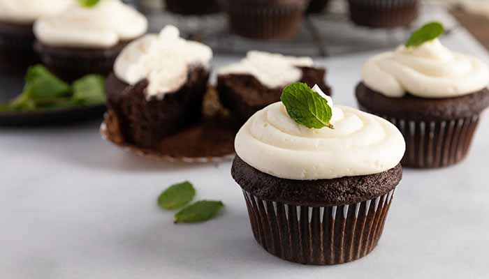 Grasshopper Cupcakes