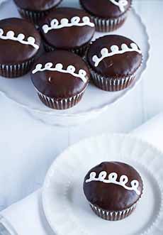Homemade Hostess Cupcakes