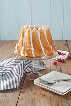 Iced Kugelhopf Cake