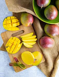 Whole & Sliced Mangoes