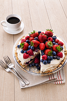 Mixed Berry Ice Cream Pie
