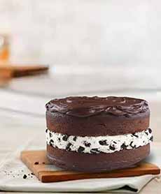 Chocolate Layer Cake With Oreo Filling