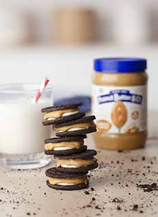 Oreos With Peanut Butter