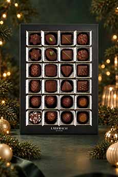The chocolates inside the Läderach Pralines Noir Advent calendar.