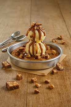 BJ's Snickers Pizookie