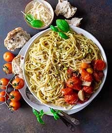 Bowl of Spaghetti With Pistachio Pesto 