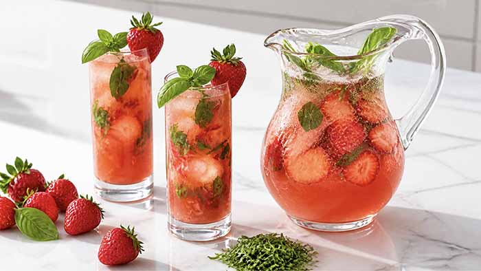 Strawberry Basil Lemonade