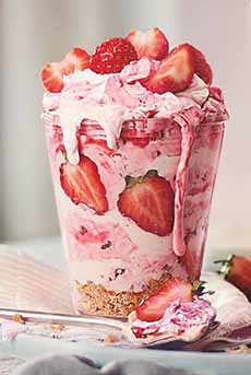 Strawberry Ice Cream Sundae