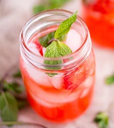 strawberry-mint-lemonade-asweetpeachef-230