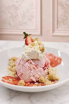 Strawberry Sundae