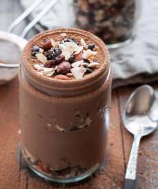 Smoothie With Trail Mix
