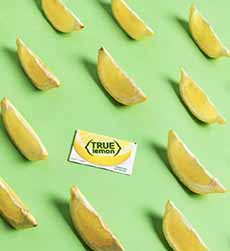 True Lemon packet with wedges of fresh lemon